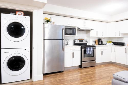 Modern yet comfy 3 bed suite in Surrey