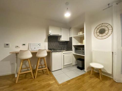 Studio Cosy à 10 min de Paris (Studio Cosy a 10 min de Paris) in Epinay-sur-Seine