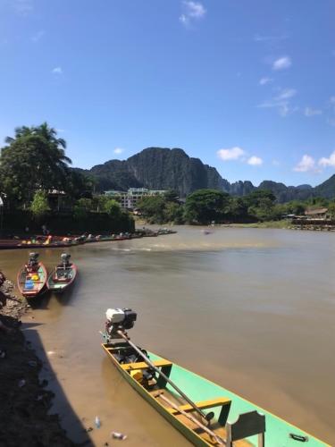 Downtown Vang Vieng Hotel