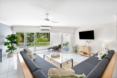 Belle Escapes Poolview Suite 43 Alamanda Resort Palm Cove