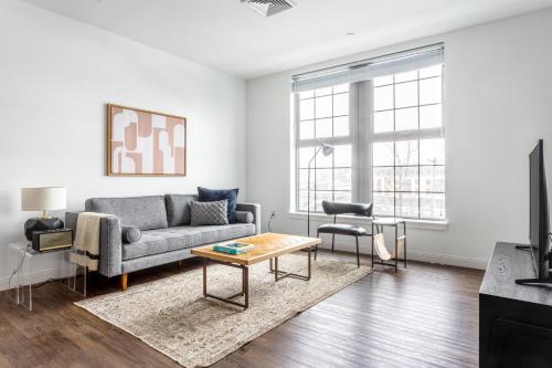 1BR w Gym WD Steps from Newtonville Train BOS-354