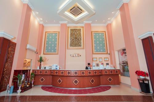 Лоби, Silver Mounts Hotel in Пном Пен