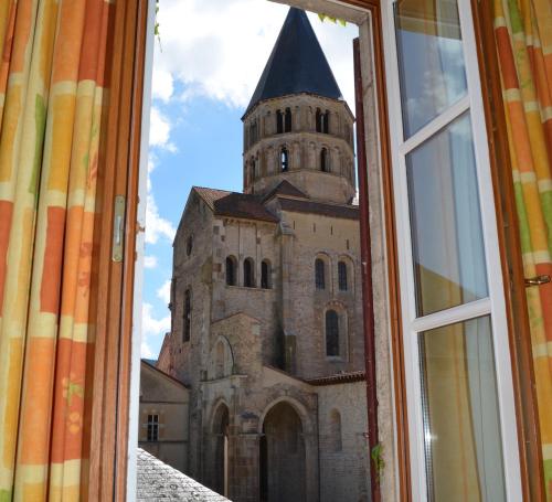 B&B Cluny - Hotel de Bourgogne - Bed and Breakfast Cluny