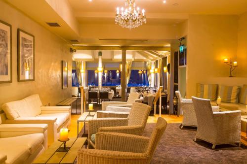 Пъб/Фоайе, Ferrycarrig Hotel in Уексфорд