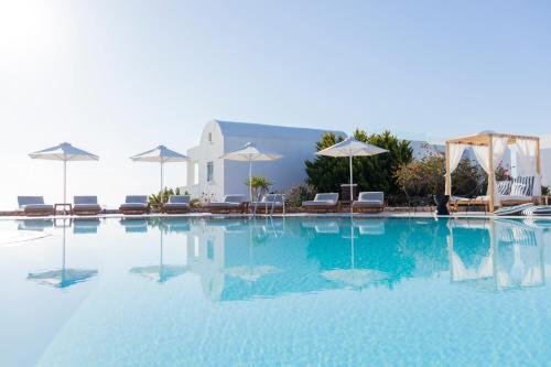 Astro Palace Hotel & Suites Fira