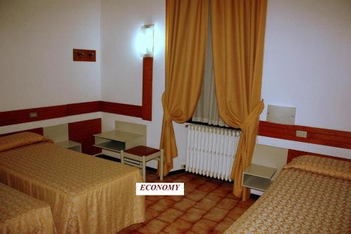 Piccolo Hotel - image 9