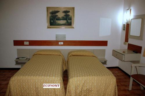 Piccolo Hotel - image 13