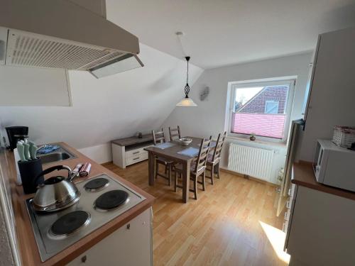 Konyha, Küstentied (Kustentied) in Leezdorf