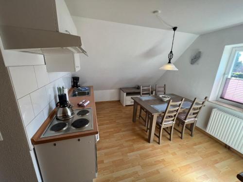 Konyha, Küstentied (Kustentied) in Leezdorf