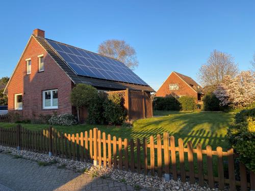Ferienhaus mit großem Garten am Golfplatz Schloss Lütetsburg