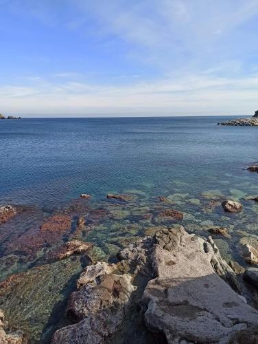 Colera, Mar amunt in Colera