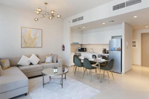 Harbour Gate 1 - 2BR Apartment - Allsopp&Allsopp - image 13