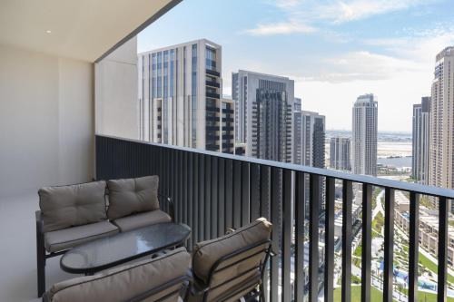 Allsopp & Allsopp - 2-Bedroom Apartment in Harbour Gate Dubai Creek Harbour - image 7