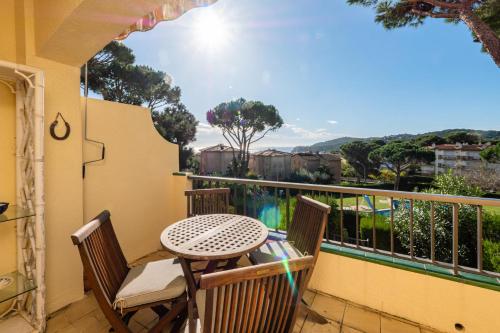 AQ-7 Calella de Parafrugell 4 Pax - image 2