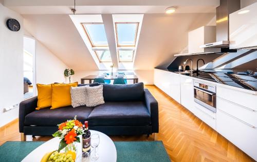 Luxurious Woodrow Wilson apt in Prague centre - image 13