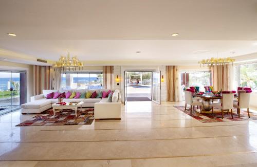 Lobby, Sunrise Arabian Beach Resort in Shark Bay