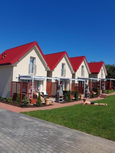 2 bedrooms, 4 beds
