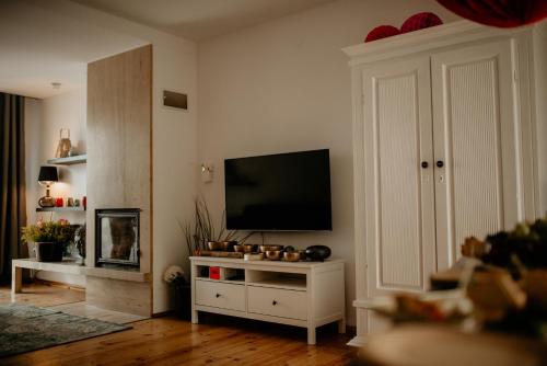 ห้องส่วนกลางสำหรับนั่งเล่น/ดูทีวี, Dom na Lawendowej in กลูชิกา กอร์นา