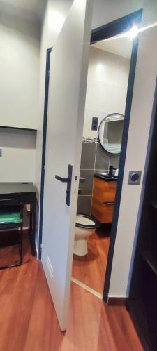 Hôtel Moderne - image 2