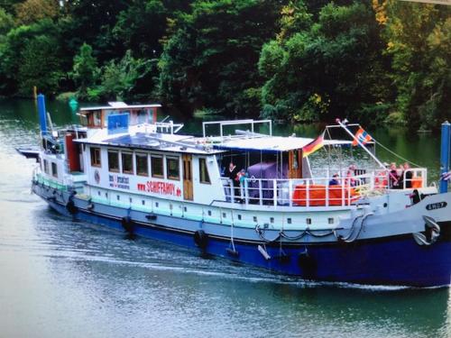 Schiff AHOY, Hotelschiff, Hausboot, Boot, Passagierschiff, Štutgart (fotografie 5)