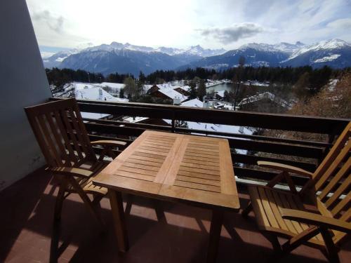 Attic Gem with Unbeatable Lake Moubra View, Crans-Montana (fotografie 4)