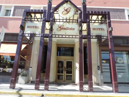 . Hotel Galicia