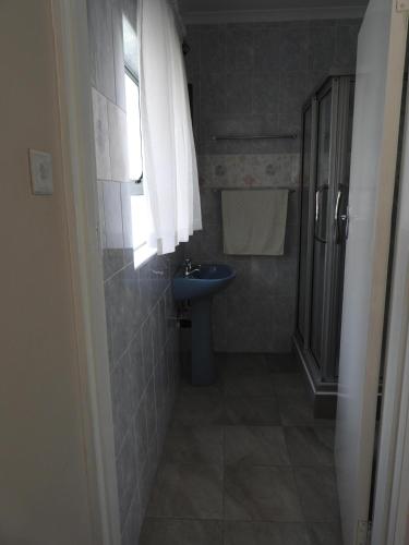 2 Bed Apt with en-suite and kitchenette - 2066, Хараре (фото 4)