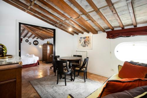 Frattina Apartments - image 11