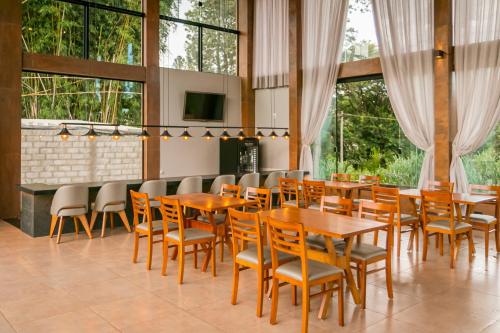 Restorāns, Pousada e Restaurante Terra Rossa in São José Do Rio Pardo