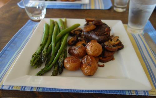 Ételek és italok, Johnson Shore Inn in Hermanville