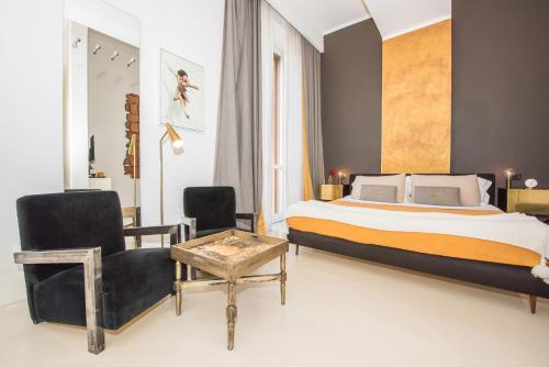 451684889 Piazza di Spagna 9