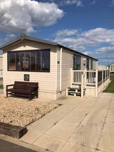 3 bed deluxe Golden Palm ML47 sleeps 6