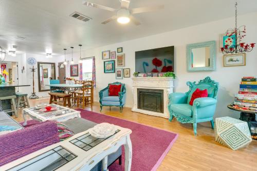 Contemporary Home - 1 Mi to Georgetown Square in Georgetown, USA