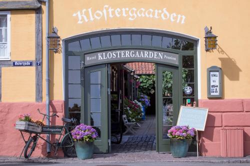 Pension Klostergaarden Hotel - image 9