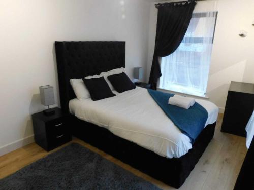 2 Bed Modern Apartment Manchester City Centre