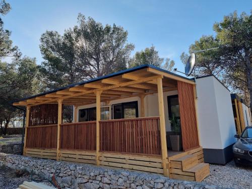 Premium mobile home SUN & JOY - Oaza Mira Camping - Drage, Croatia -  Updated 2026: Prices and reviews | Planet of Hotels