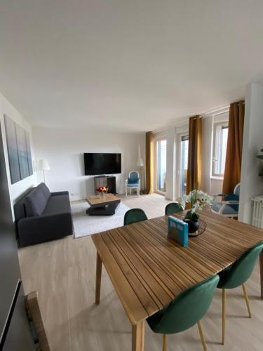 Adele family apartment - Location saisonnière - Courbevoie