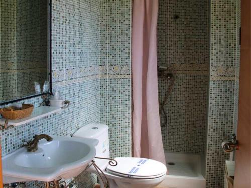 HOSTAL LA SAVINA in Cervera (Catalonia)