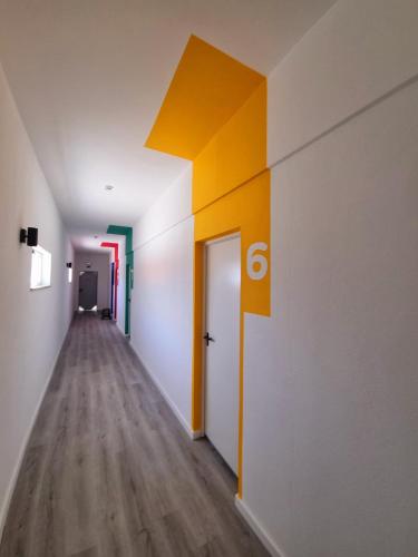 ทัศนียภาพภายนอกโรงแรม, Azulrelax Hostel in ปิงเยา โนโว