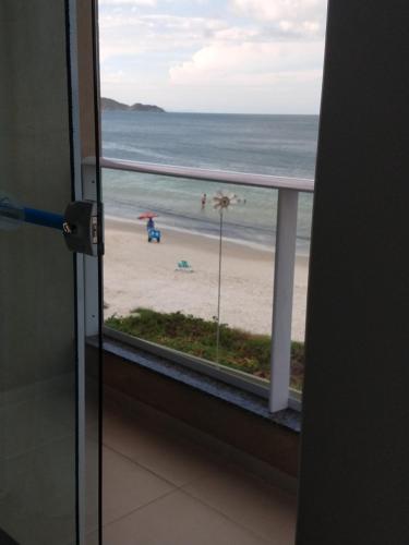 Apartment with Sea View image 4