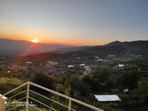 Varanda/terraço, צימרים סוף העולם 3 in Majdal Shams