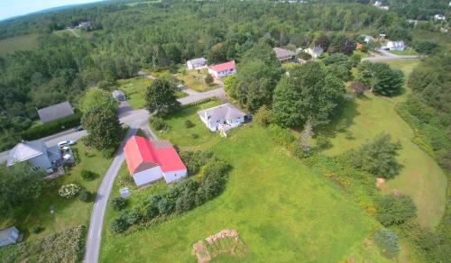 Beautiful Home on Sunny Acreage