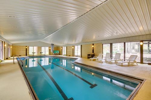 Sprawling Jefferson City Villa Indoor Pool, Creek