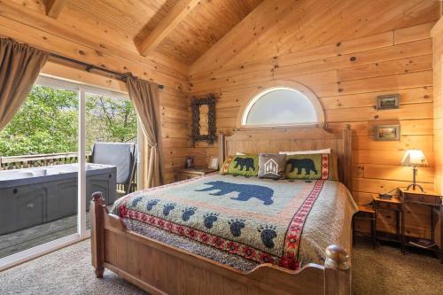 Amazing Wood Log Cabin Pvt Hot Tub in Woods WIFI Fireplace Camp Budd Near Big Cedar - image 14