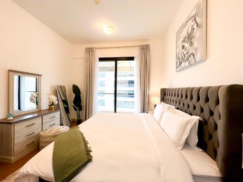 Charming 1BR Apart With Stunning Sea&Marina Views, Dubaj (zdjęcie 9)