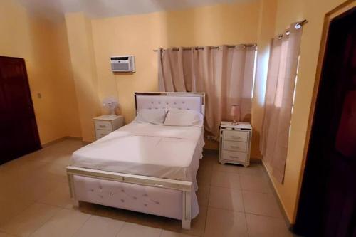 2 bedroom suite Peguyille in Petionville