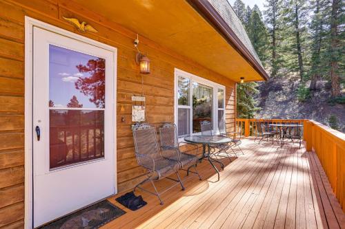 Dragons Roost Cabin with Sangre de Cristo Views!