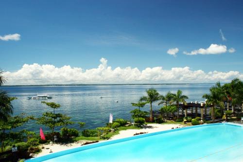La Mirada Residence, Large 1 bedroom Condo, Ocean views, Beaches, 3 pools, restaurants, Île de Mactan