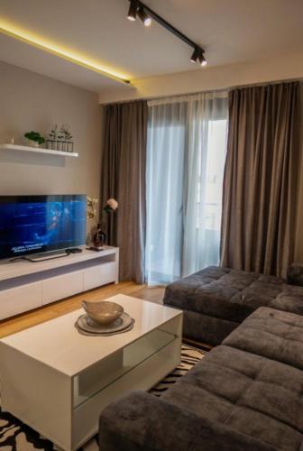 Apartment Leona