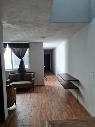 Hermosa casa ubicada en zona centro, andares y estadio in Guadalajara, Mexico